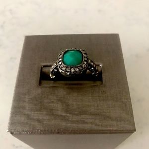 Jade and rhinestone ring
